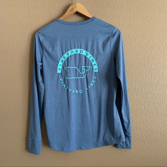Vineyard Vines Performance Athleisure Top Size Small - Picture 8 of 10